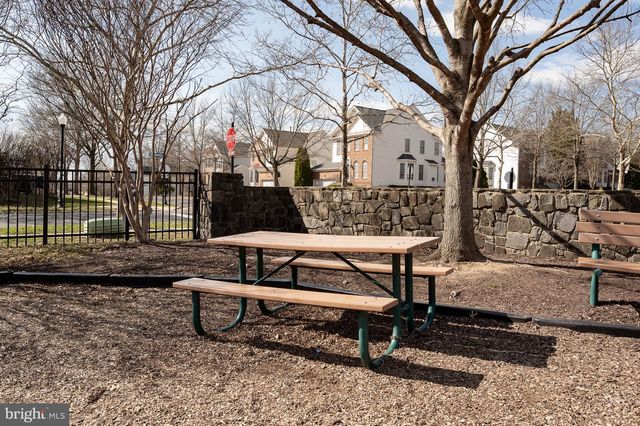 43538 MINK MEADOWS ST, Chantilly, VA 20152