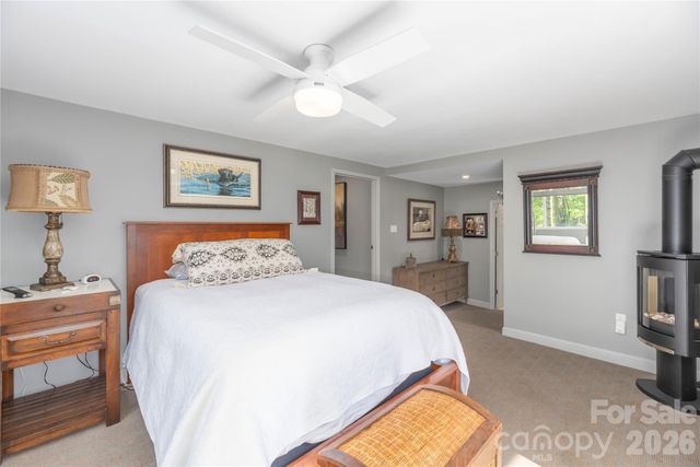 5 Crooked Tree Lane, Black Mountain, NC 28711