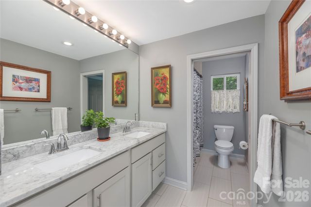 5 Crooked Tree Lane, Black Mountain, NC 28711