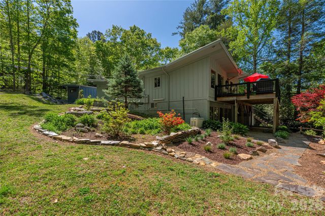 5 Crooked Tree Lane, Black Mountain, NC 28711