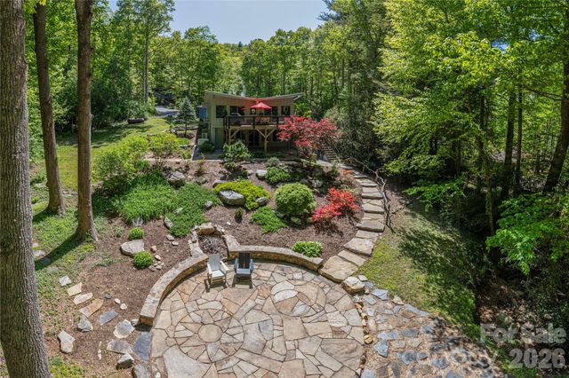 5 Crooked Tree Lane, Black Mountain, NC 28711
