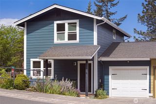 1014 Park Street #1A, Friday Harbor, WA 98250