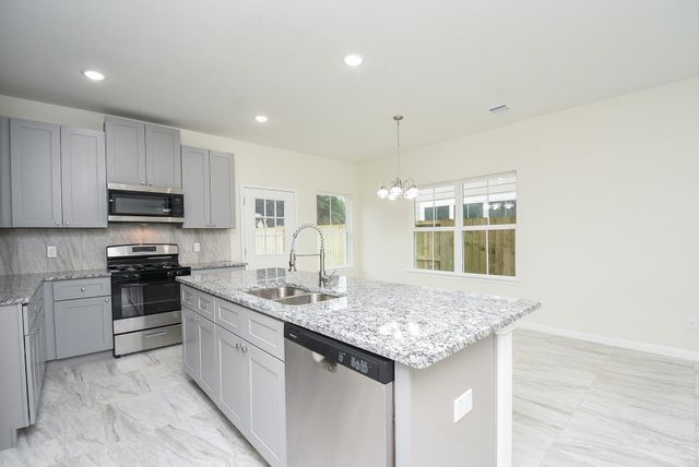 2807 Topiary Lane, Houston, TX 77014