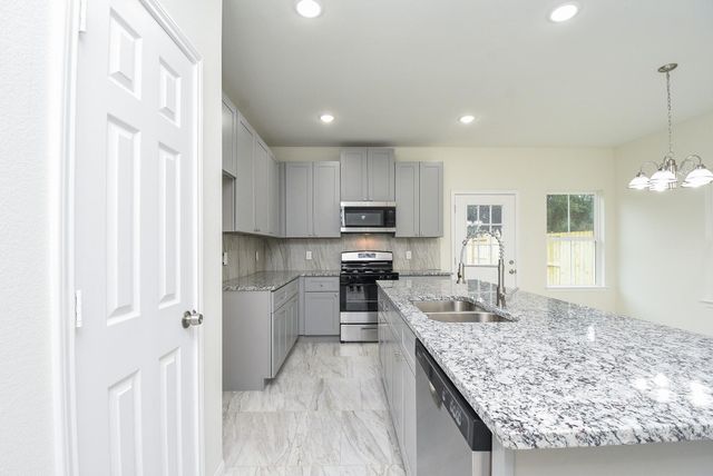 2807 Topiary Lane, Houston, TX 77014