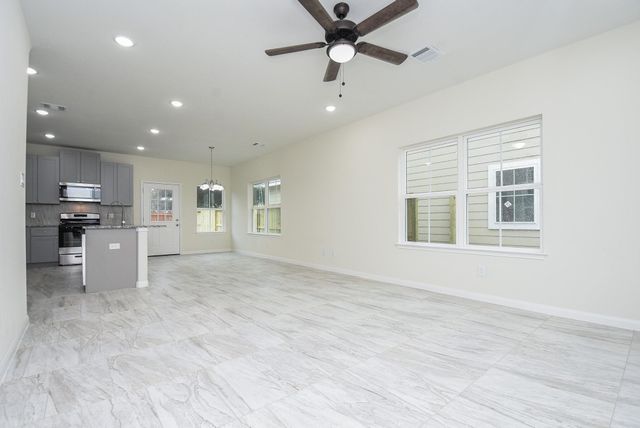 2807 Topiary Lane, Houston, TX 77014