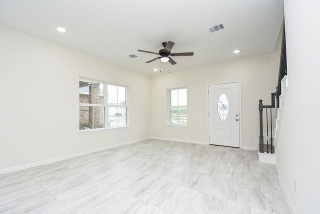 2807 Topiary Lane, Houston, TX 77014