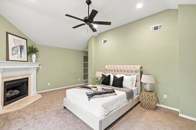 7030 Pecan Creek Circle, Midlothian, TX 76065