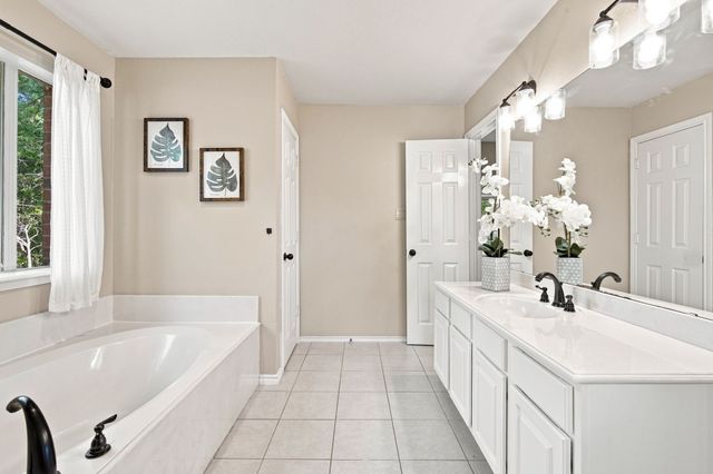 7030 Pecan Creek Circle, Midlothian, TX 76065