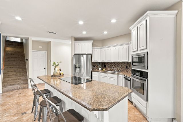 7030 Pecan Creek Circle, Midlothian, TX 76065