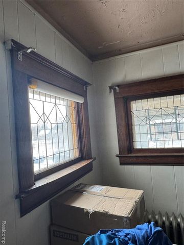 148 Waverly Street, Highland Park, MI 48203