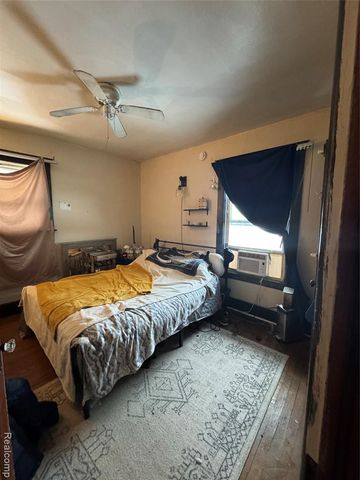 148 Waverly Street, Highland Park, MI 48203