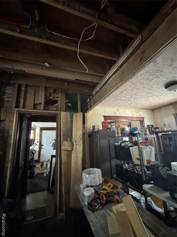 148 Waverly Street, Highland Park, MI 48203