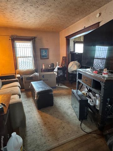 148 Waverly Street, Highland Park, MI 48203