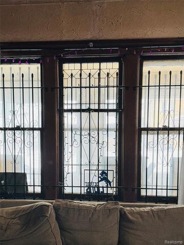 148 Waverly Street, Highland Park, MI 48203