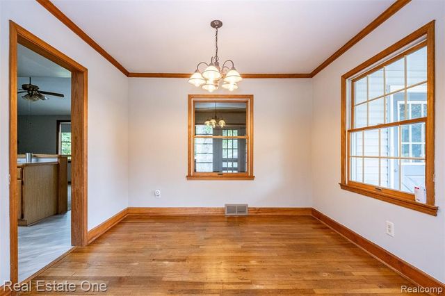 11030 Marshall Road, South Lyon, MI 48178
