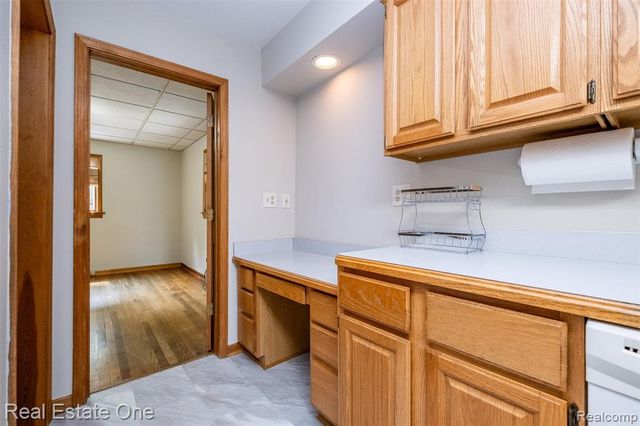 11030 Marshall Road, South Lyon, MI 48178