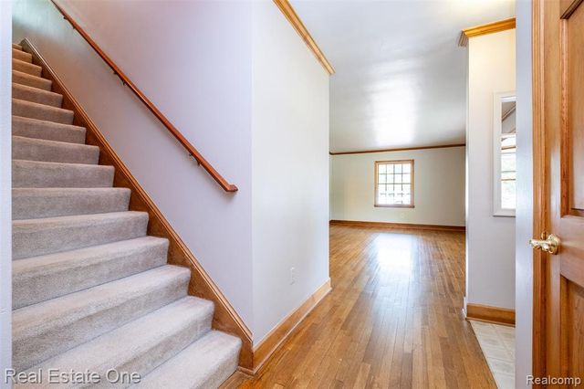 11030 Marshall Road, South Lyon, MI 48178
