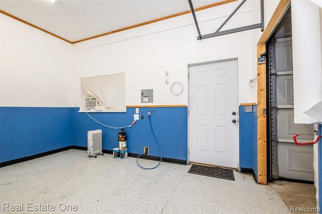 11030 Marshall Road, South Lyon, MI 48178