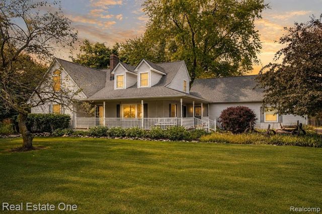 11030 Marshall Road, South Lyon, MI 48178