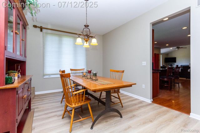 300 E Canford Park, Canton Charter Township, MI 48187