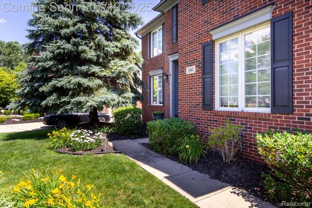 300 E Canford Park, Canton Charter Township, MI 48187