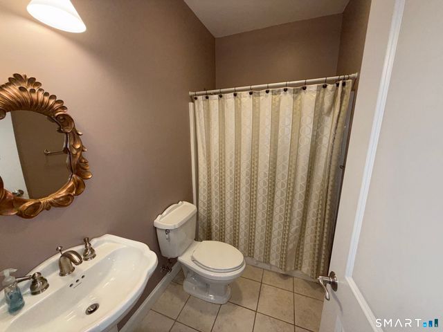 270 New Britain Road 16, Berlin, CT 06037