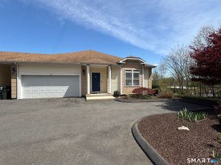 270 New Britain Road 16, Berlin, CT 06037