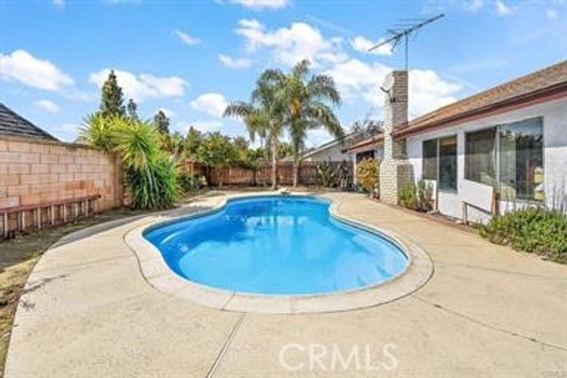 1386 E F, Ontario, CA 91764