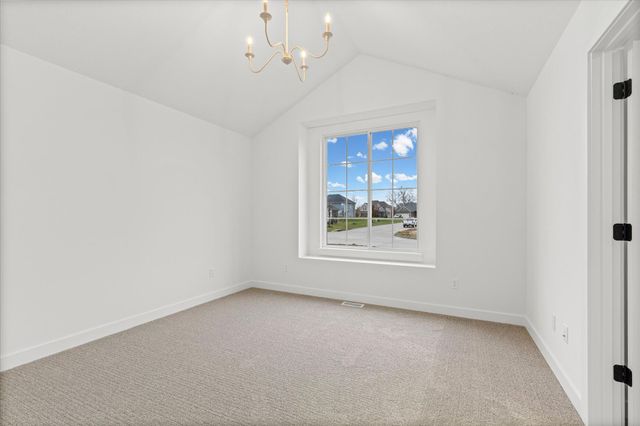 210 HELLWIG LN, Columbia, MO 65203