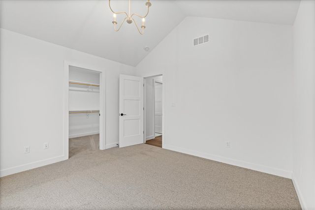 210 HELLWIG LN, Columbia, MO 65203