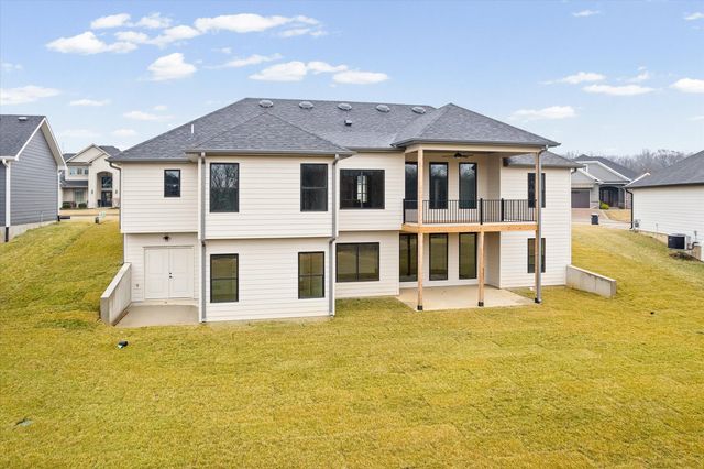 210 HELLWIG LN, Columbia, MO 65203