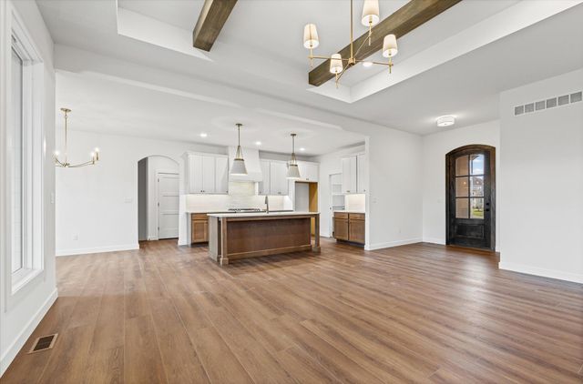 210 HELLWIG LN, Columbia, MO 65203