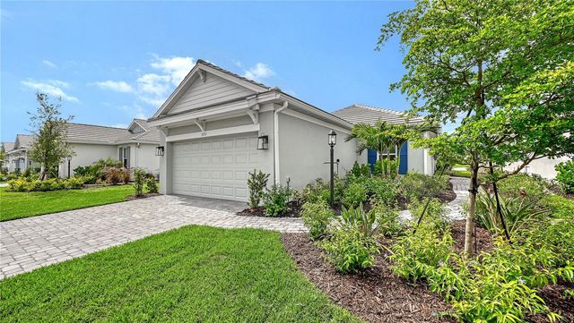 3231 ALBA CIRCLE, Bradenton, FL 34211