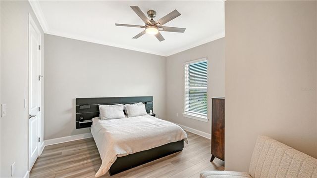 3231 ALBA CIRCLE, Bradenton, FL 34211