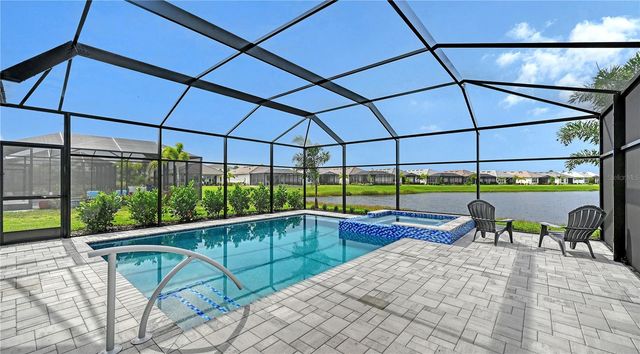 3231 ALBA CIRCLE, Bradenton, FL 34211