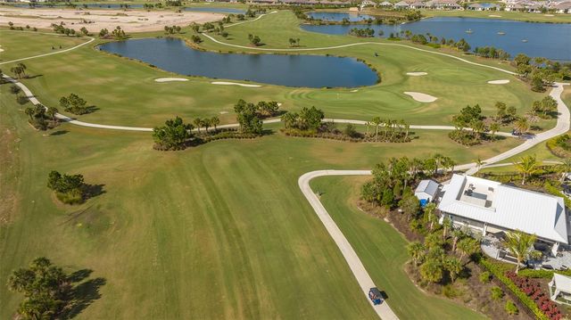 3231 ALBA CIRCLE, Bradenton, FL 34211