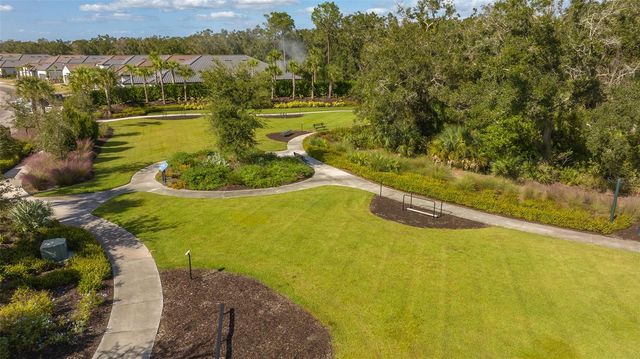 3231 ALBA CIRCLE, Bradenton, FL 34211