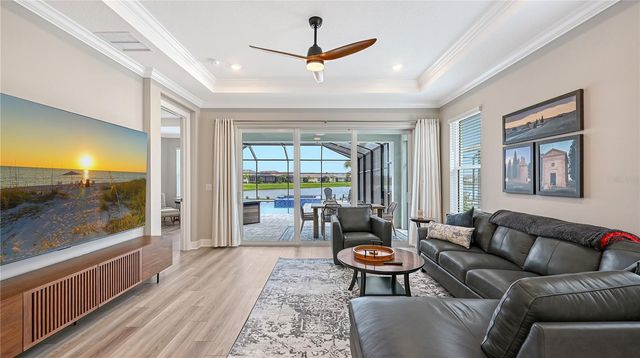 3231 ALBA CIRCLE, Bradenton, FL 34211