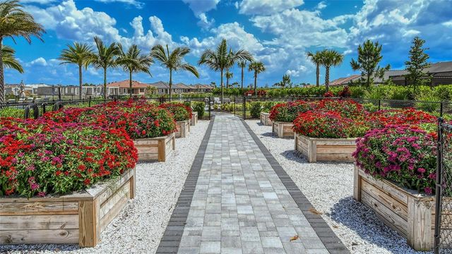 3231 ALBA CIRCLE, Bradenton, FL 34211