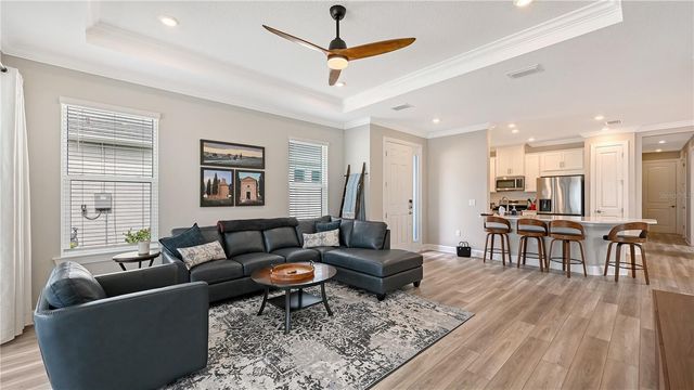 3231 ALBA CIRCLE, Bradenton, FL 34211