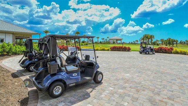 3231 ALBA CIRCLE, Bradenton, FL 34211