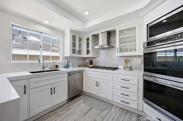 1633 Steinhart Avenue, Redondo Beach, CA 90278