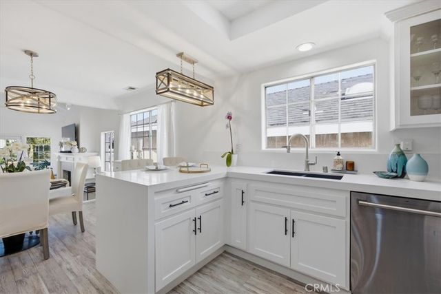 1633 Steinhart Avenue, Redondo Beach, CA 90278