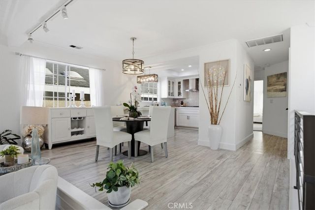 1633 Steinhart Avenue, Redondo Beach, CA 90278