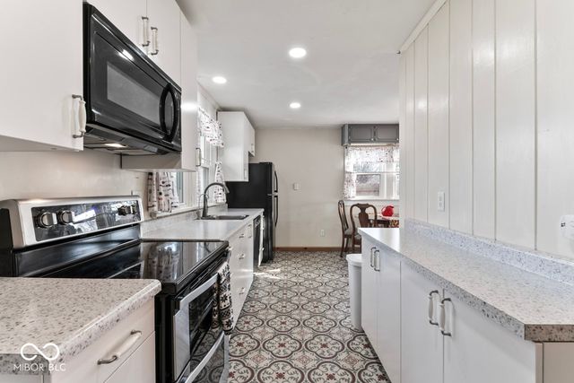 235 E Water Street, Pendleton, IN 46064