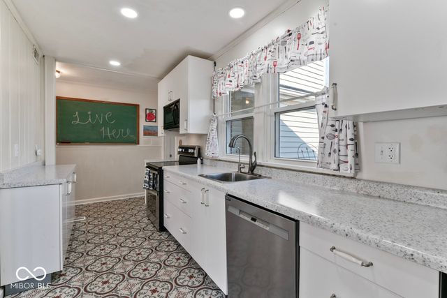 235 E Water Street, Pendleton, IN 46064