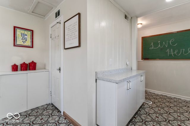 235 E Water Street, Pendleton, IN 46064