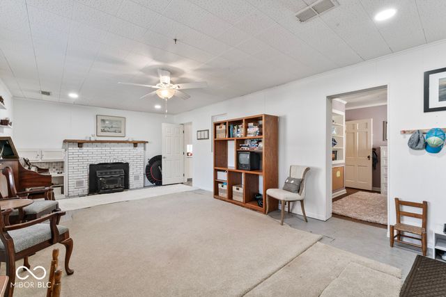 235 E Water Street, Pendleton, IN 46064