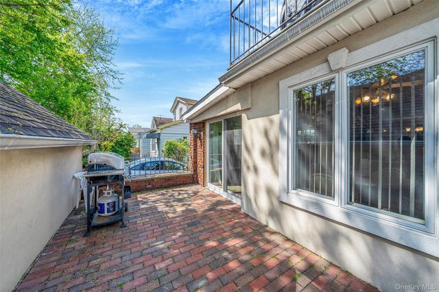 232 Waldorf Avenue, Elmont, NY 11003