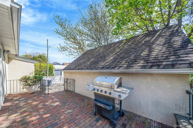 232 Waldorf Avenue, Elmont, NY 11003